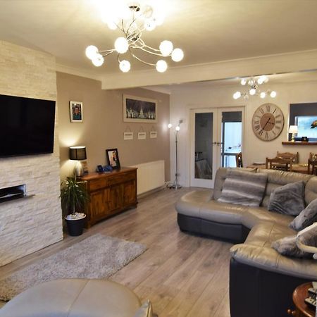 Mikes At Menai - Stylish & Spacious 3 Bed House In Menai Bridge. Ngoại thất bức ảnh