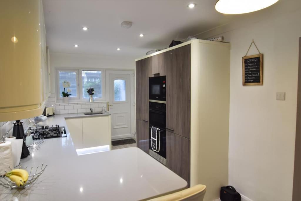Mikes At Menai - Stylish & Spacious 3 Bed House In Menai Bridge. Ngoại thất bức ảnh