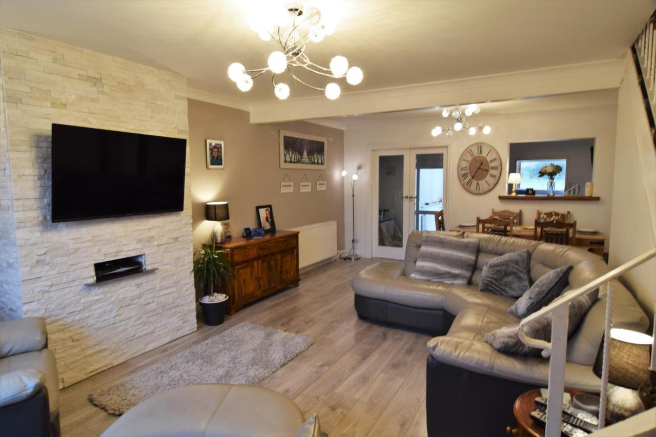 Mikes At Menai - Stylish & Spacious 3 Bed House In Menai Bridge. Ngoại thất bức ảnh