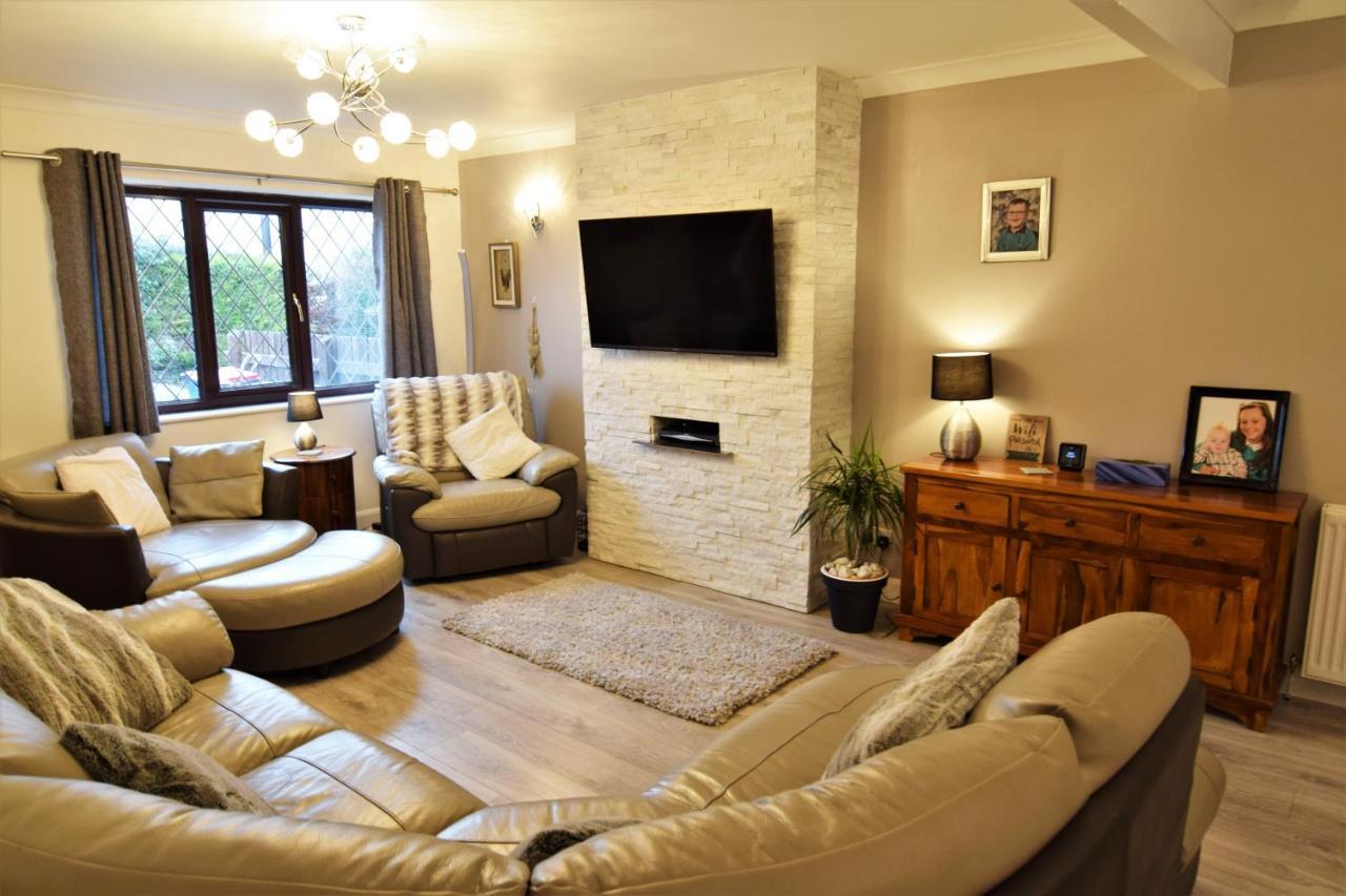 Mikes At Menai - Stylish & Spacious 3 Bed House In Menai Bridge. Ngoại thất bức ảnh
